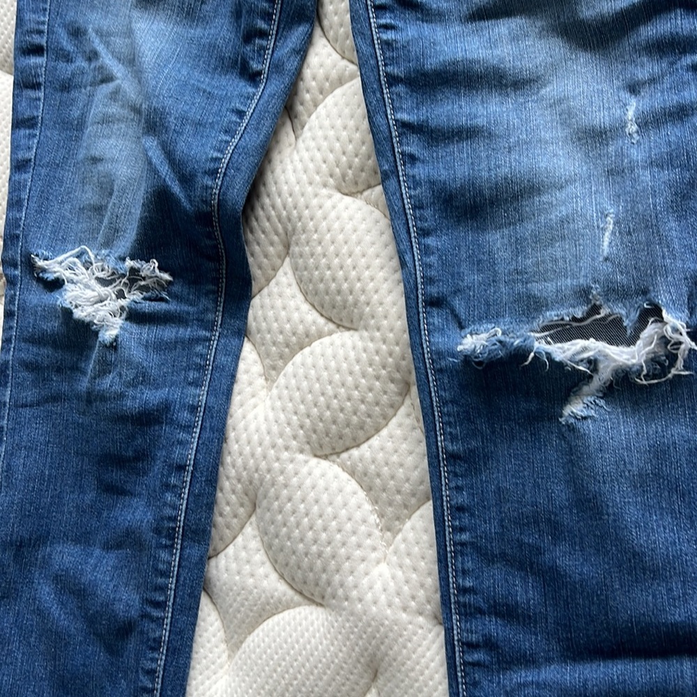 Paige Jeans - Picture 4 of 7